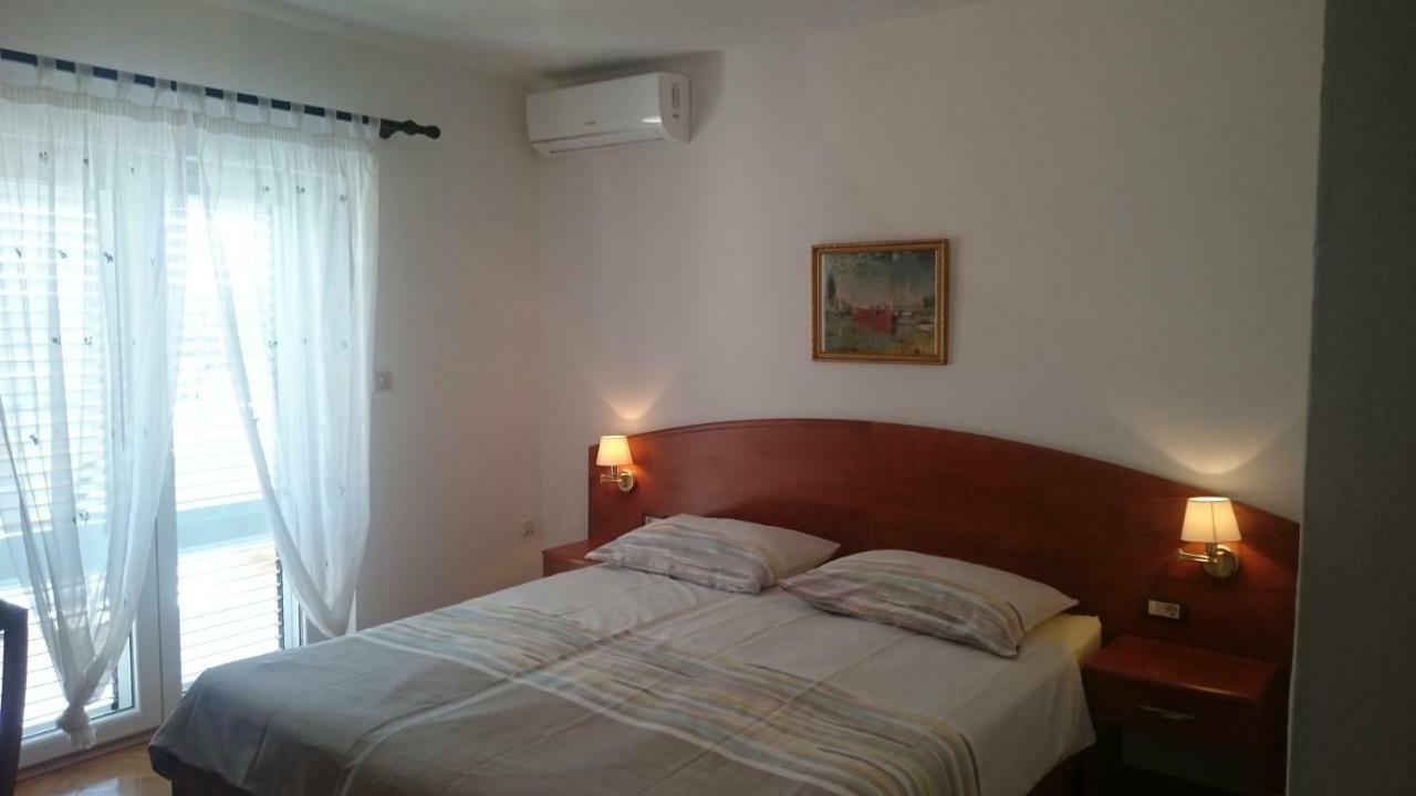 Guest House Violeta Palit Εξωτερικό φωτογραφία